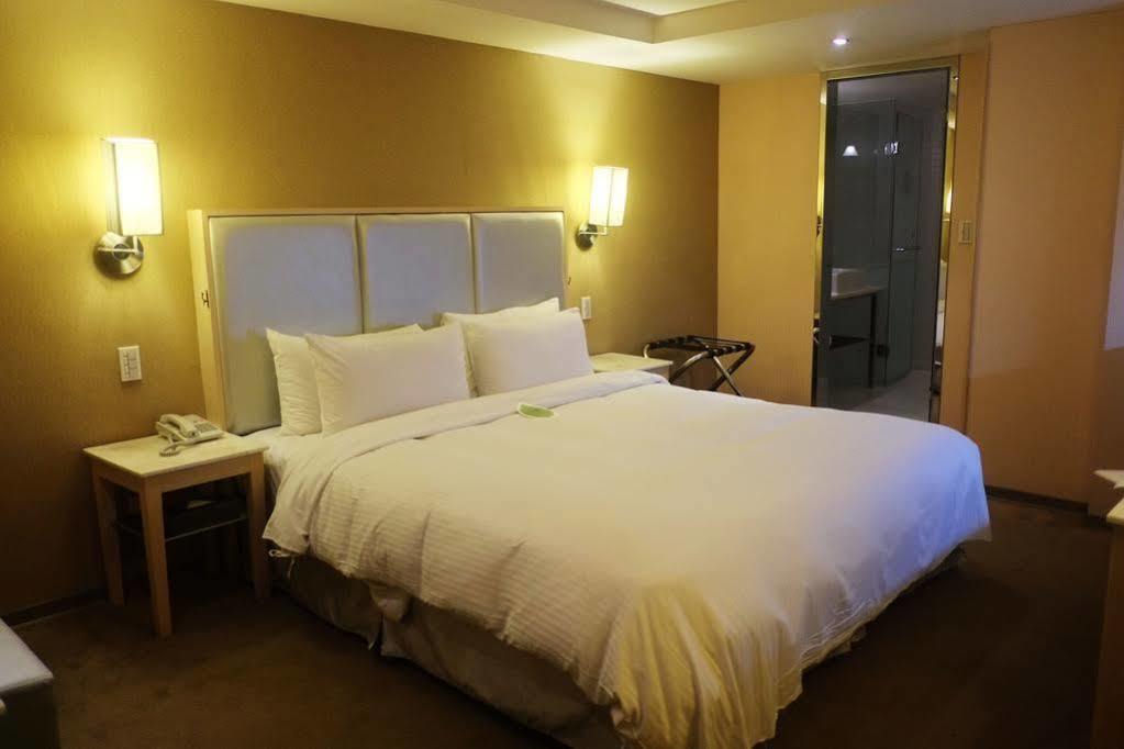 Hinoen Hotel Тайпей Екстериор снимка
